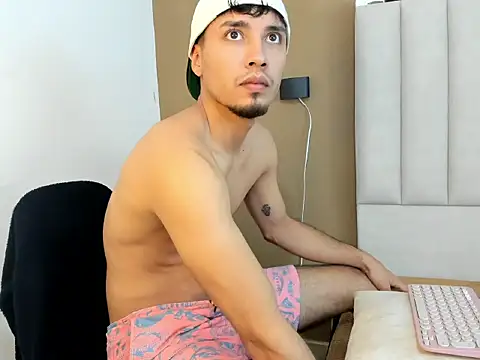 Snapshot of Noah_Smith01 chatting on February 24, 2026, 11:14 pm Noah Smith01 online show from February 24, 2026, 11:14 pm