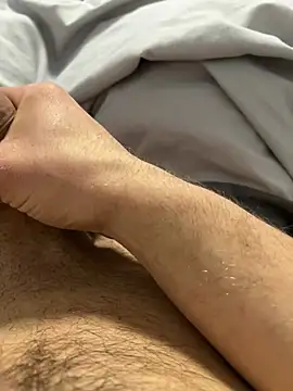 Snapshot of koxx1223 chatting on March 1, 2026, 9:44 am koxx1223 online show from March 1, 2026, 9:44 am