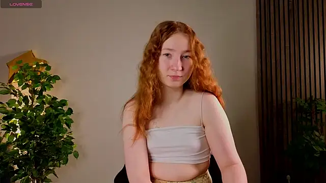 MaraButtrey online show from March 12, 2026, 1:12 am