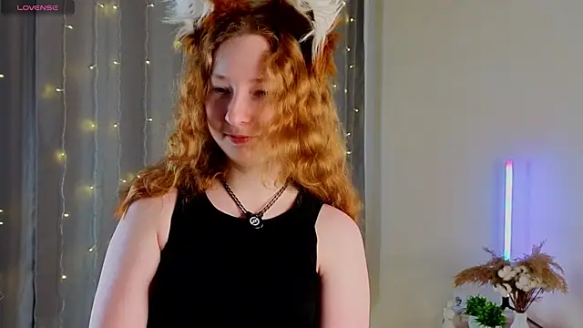 Snapshot of MaraButtrey chatting on July 5, 2026, 3:23 am MaraButtrey online show from July 5, 2026, 3:23 am
