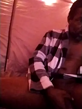 Joecool1009 online show from April 16, 2026, 4:13 am