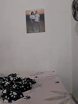 Snapshot of bonny1634 chatting on February 15, 2026, 2:36 pm bonny1634 online show from February 15, 2026, 2:36 pm