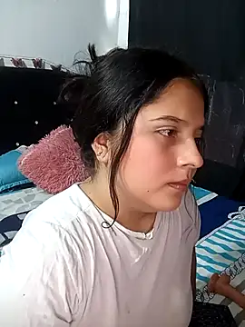 Snapshot of Salome_Vivas chatting on April 19, 2026, 2:49 pm Salome Vivas online show from April 19, 2026, 2:49 pm