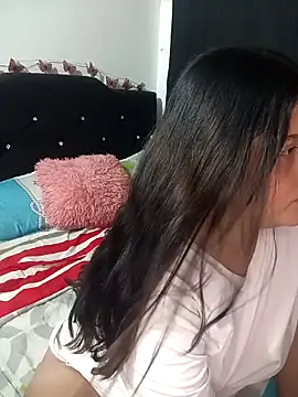 Snapshot of Salome_Vivas chatting on April 20, 2026, 11:17 pm Salome Vivas online show from April 20, 2026, 11:17 pm