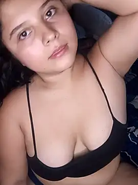 Snapshot of Salome_Vivas chatting on April 24, 2026, 5:04 pm Salome Vivas online show from April 24, 2026, 5:04 pm