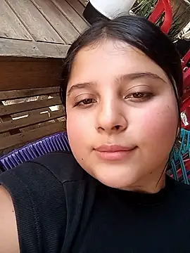 Snapshot of Salome_Vivas chatting on May 1, 2026, 3:05 pm Salome Vivas online show from May 1, 2026, 3:05 pm