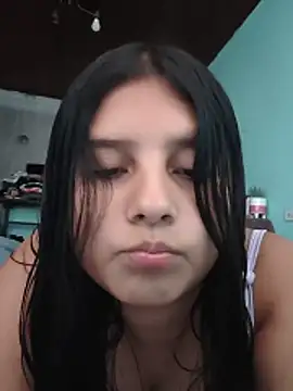 Snapshot of Salome_Vivas chatting on May 19, 2026, 9:54 pm Salome Vivas online show from May 19, 2026, 9:54 pm