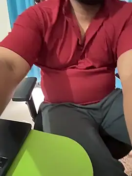 Snapshot of Rah0091 chatting on February 8, 2026, 9:23 am Rah0091 online show from February 8, 2026, 9:23 am