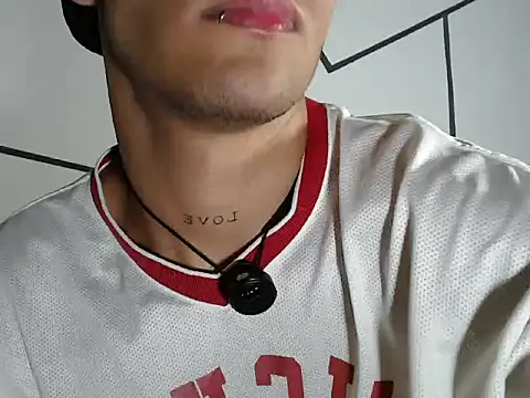 Snapshot of cooper_shiro chatting on February 16, 2026, 6:48 pm cooper shiro online show from February 16, 2026, 6:48 pm