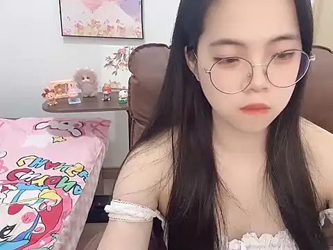 Snapshot of Dawn-2 chatting on February 9, 2026, 1:31 am Dawn-2 online show from February 9, 2026, 1:31 am