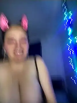 Snapshot of Deimoonblack26 chatting on February 27, 2026, 7:03 pm Deimoonblack26 online show from February 27, 2026, 7:03 pm