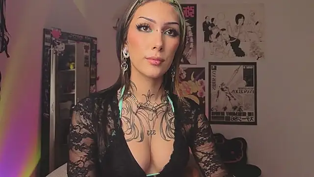 Snapshot of poison_dafne chatting on February 19, 2026, 12:39 am poison dafne online show from February 19, 2026, 12:39 am