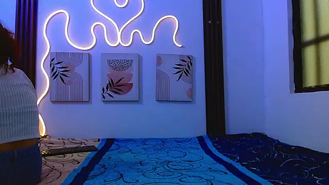 miss caty online show from February 25, 2026, 9:02 pm