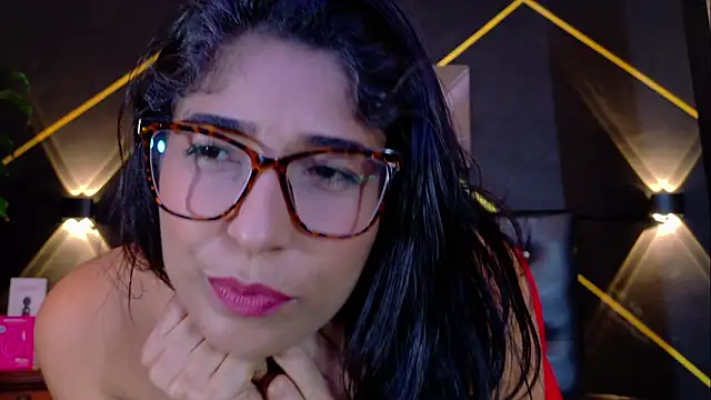 Snapshot of serena_kournikova chatting on February 6, 2026, 10:35 pm serena kournikova online show from February 6, 2026, 10:35 pm