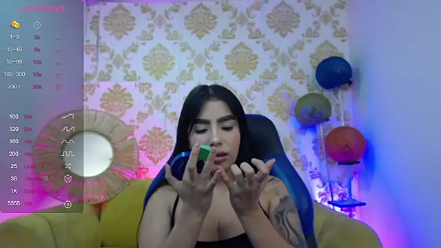 Snapshot of Abby_Rouse_m chatting on April 21, 2026, 2:37 am Abby Rouse m online show from April 21, 2026, 2:37 am