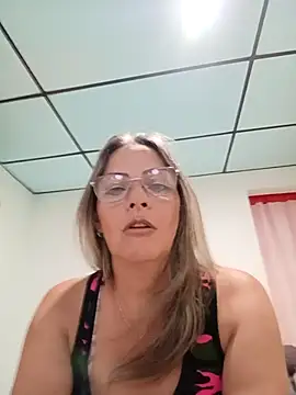 MONITA SEXXX online show from February 18, 2026, 1:34 am