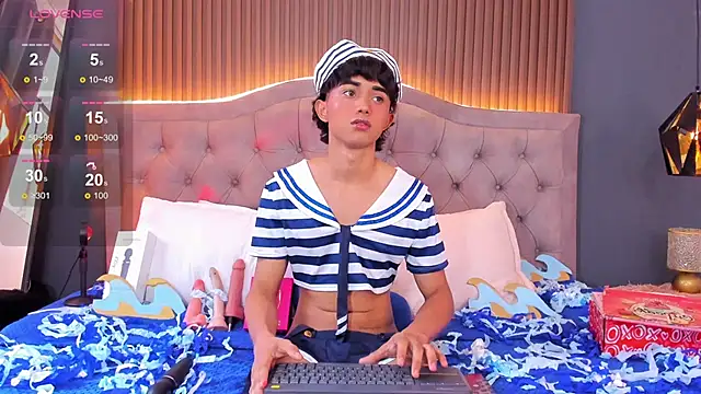 Noa 03 online show from March 14, 2026, 6:46 pm