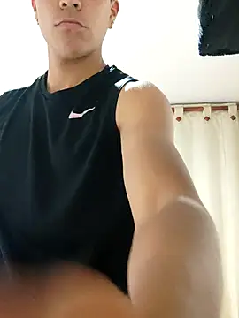 xnegritx online show from April 5, 2026, 4:31 am