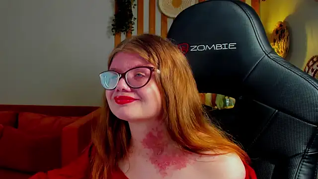 ChloeHalses online show from May 29, 2026, 4:05 pm
