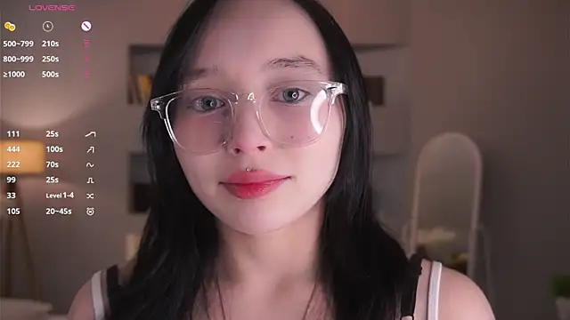 Snapshot of HannaHayles chatting on February 10, 2026, 6:12 pm HannaHayles online show from February 10, 2026, 6:12 pm