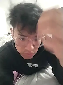 Snapshot of TheDuki33 chatting on February 25, 2026, 3:54 pm TheDuki33 online show from February 25, 2026, 3:54 pm