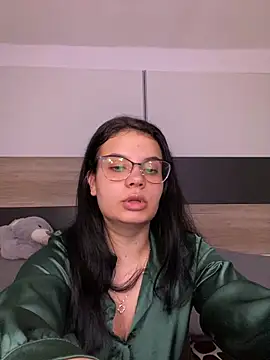 Karolina Velvet online show from February 6, 2026, 9:18 pm