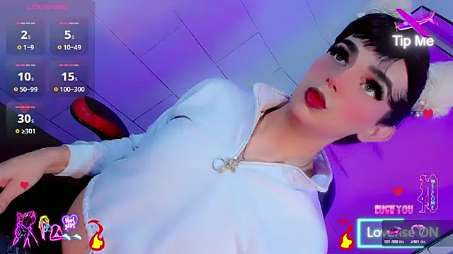 Snapshot of Maddye_Fox chatting on June 1, 2026, 3:30 am Maddye Fox online show from June 1, 2026, 3:30 am
