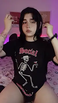 Daniellesins1 online show from March 4, 2026, 4:40 am