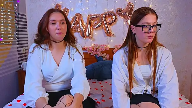 Snapshot of MelanieTwice chatting on February 6, 2026, 1:25 pm MelanieTwice online show from February 6, 2026, 1:25 pm