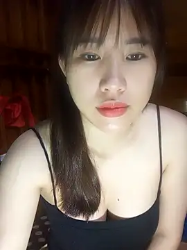 Snapshot of Yui-Ch1682 chatting on February 24, 2026, 11:03 pm Yui-Ch1682 online show from February 24, 2026, 11:03 pm