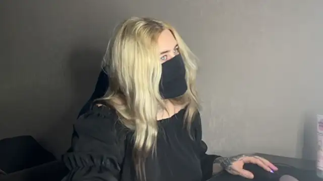 UnaXyling online show from February 4, 2026, 8:31 am