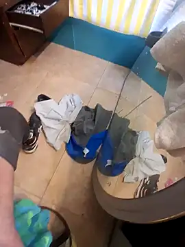 Snapshot of bojo69 chatting on February 19, 2026, 1:40 pm bojo69 online show from February 19, 2026, 1:40 pm