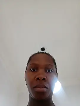 Snapshot of PussyFarrie chatting on June 30, 2026, 6:14 am PussyFarrie online show from June 30, 2026, 6:14 am