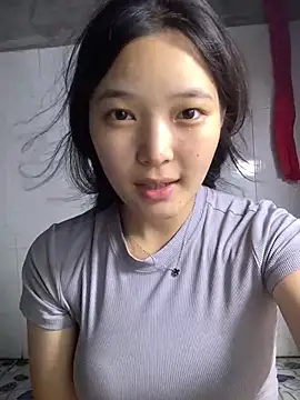 Snapshot of Suzu_xx01 chatting on June 26, 2026, 4:44 pm Suzu xx01 online show from June 26, 2026, 4:44 pm