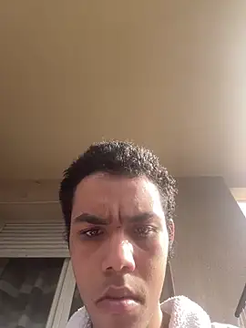 Snapshot of Denis694000 chatting on February 22, 2026, 12:36 pm Denis694000 online show from February 22, 2026, 12:36 pm