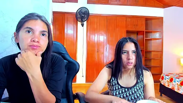 Emily and Soffy online show from April 8, 2026, 12:16 pm