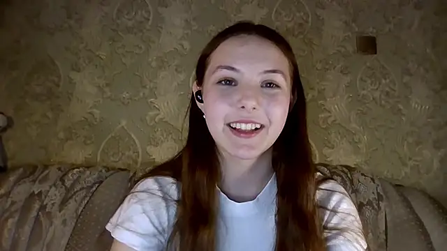 Snapshot of YuniNeko chatting on February 9, 2026, 4:55 pm YuniNeko online show from February 9, 2026, 4:55 pm