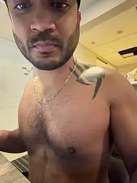 Snapshot of DaggerTie chatting on February 5, 2026, 2:00 pm DaggerTie online show from February 5, 2026, 2:00 pm