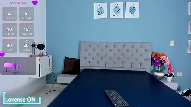 Valentina Rujano online show from March 25, 2026, 2:39 am