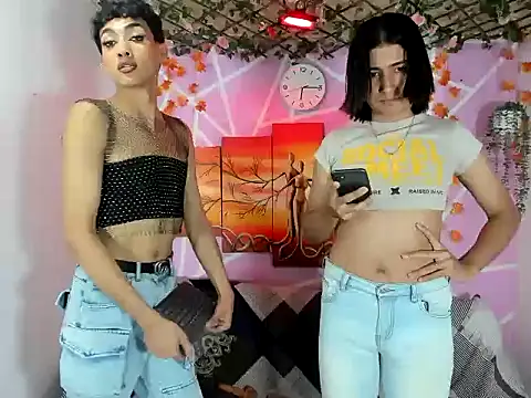 Snover hot2006 online show from March 3, 2026, 2:18 am