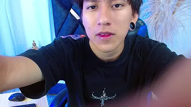 Snapshot of nikoo_18 chatting on February 6, 2026, 1:25 pm nikoo 18 online show from February 6, 2026, 1:25 pm