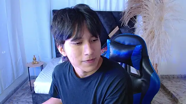 Snapshot of nikoo_18 chatting on February 14, 2026, 2:47 pm nikoo 18 online show from February 14, 2026, 2:47 pm