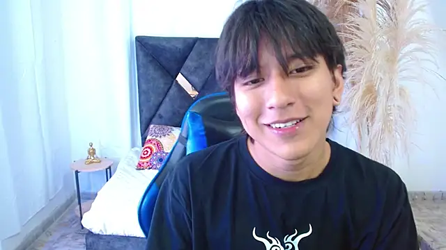 Snapshot of nikoo_18 chatting on February 26, 2026, 1:32 pm nikoo 18 online show from February 26, 2026, 1:32 pm