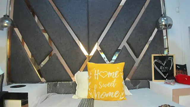 Maggyx online show from March 23, 2026, 2:10 pm