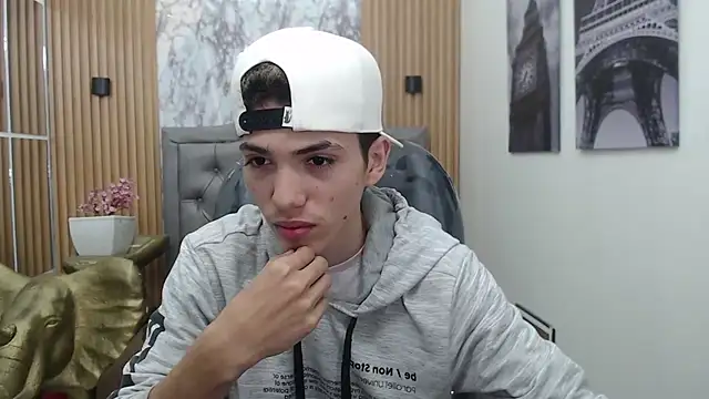 Asher costa online show from April 11, 2026, 11:09 pm