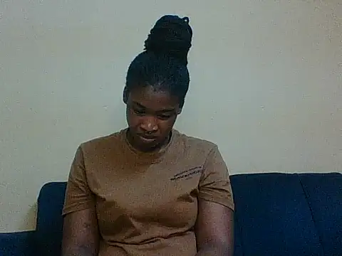 Juicylipss88 online show from February 15, 2026, 2:36 pm