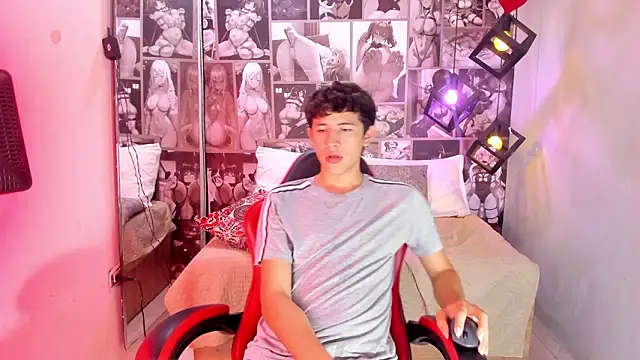 Snapshot of Christian_Foxx chatting on March 1, 2026, 12:23 am Christian Foxx online show from March 1, 2026, 12:23 am