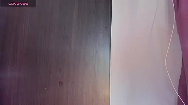 isabellalovestory online show from April 17, 2026, 9:29 pm