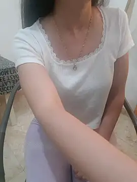 manuelaluciana29 online show from February 13, 2026, 7:43 pm