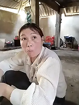 cong1122 online show from February 27, 2026, 6:13 am